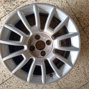 Roda original de alumínio Fiat Bravo 2008 R16