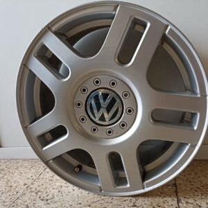 Roda original de alumínio Volkswagen Golf IV R16