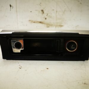 Cinzeiro com isqueiro Volkswagen Passat B6