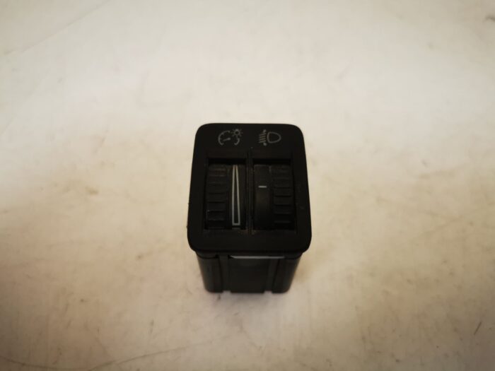 Controle de regulagem de altura das luzes e intensidade do painel do Volkswagen Passat B6