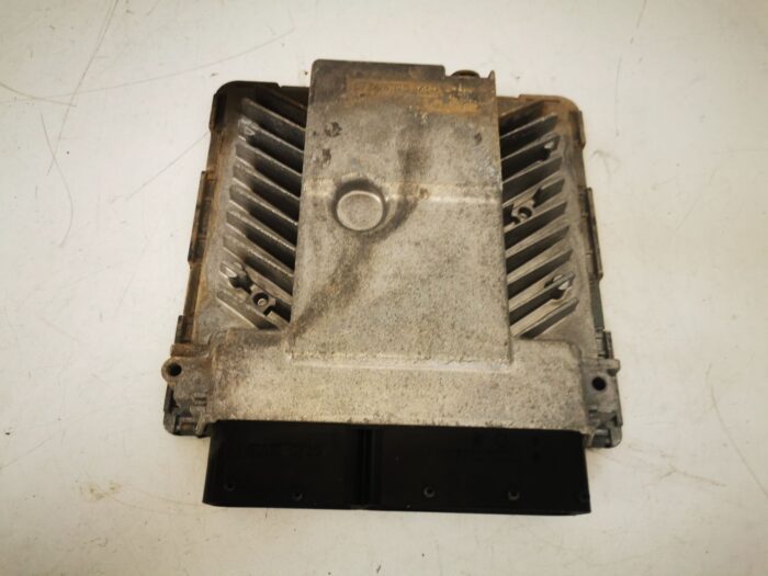Unidade de controle do motor Volkswagen Passat B6