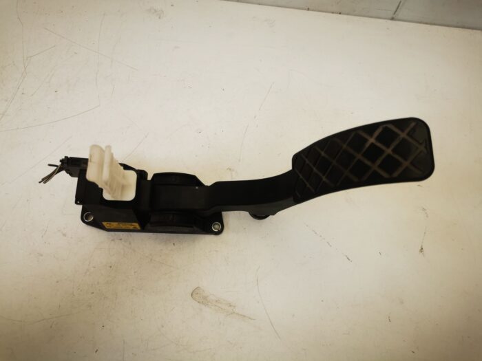 pedal do acelerador Skoda Octavia I 2001