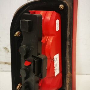 Lanterna traseira direita Skoda Octavia Combi I 2001 com porta-lâmpadas