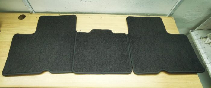 Conjunto de tapetes traseiros originais Renault Scenic IV preto