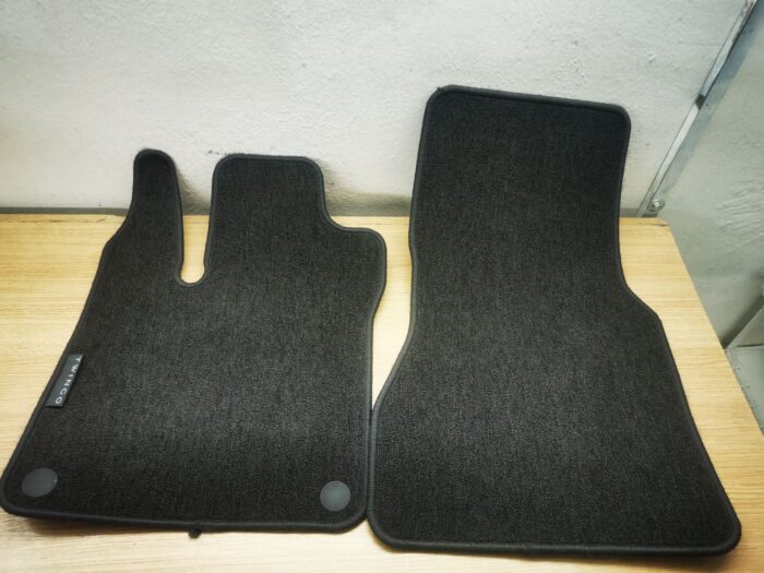 Conjunto de tapetes dianteiros Renault Twingo III originais