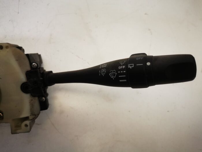 Interruptores do volante Nissan Micra 99