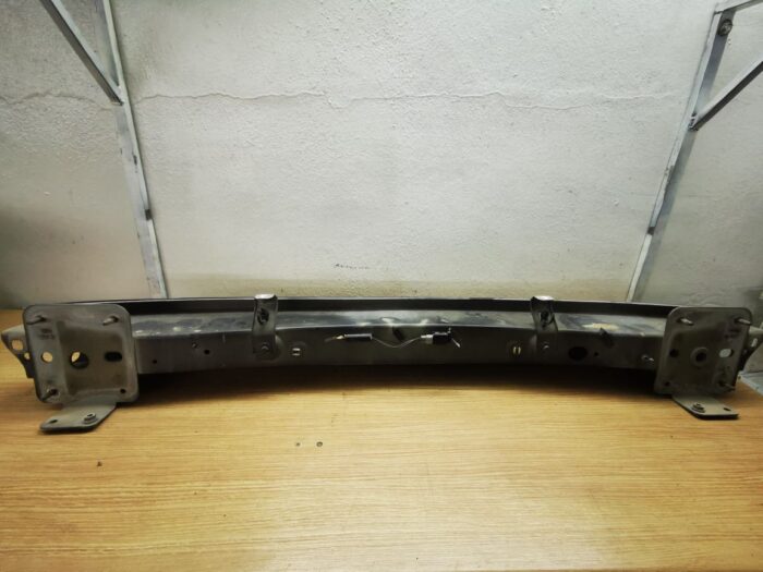 travessa para-choque dianteiro Ford Focus 2004