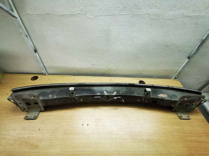 travessa para-choque dianteiro Ford Focus 2004
