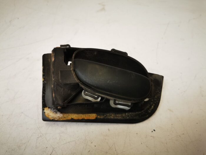 Interior da maçaneta traseira ou dianteira esquerda Peugeot 206