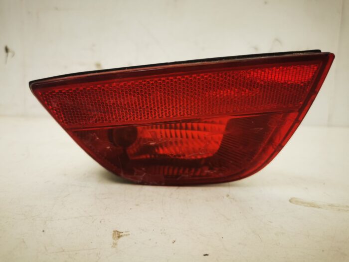 Farol traseiro de neblina Ford Focus I com porta-lâmpadas
