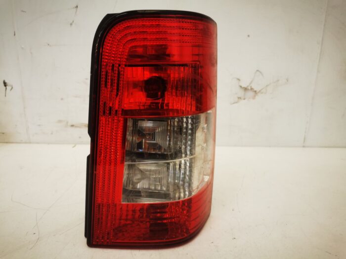 Lanterna traseira direita Citroën Berlingo com porta-lâmpadas