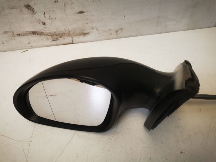 Retrovisor exterior esquerdo manual do Seat Ibiza III