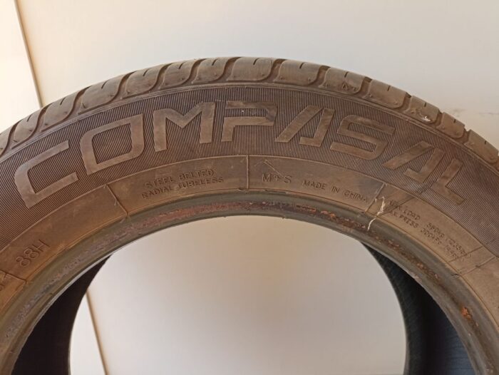 Pneu 185 65 R15 88H Compasal