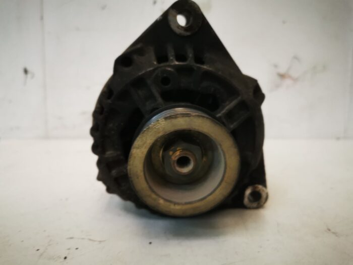 Alternador Citroën Xsara 1.9 tdi marca Bosch para varias marcas y modelos
