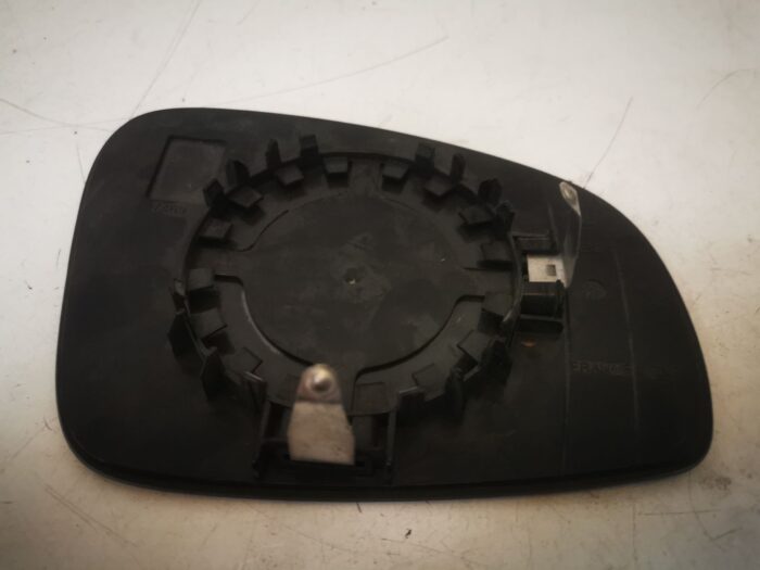Vidro retrovisor esquerdo Skoda Fabia 2007
