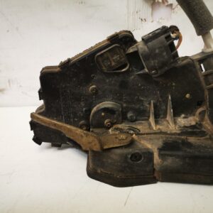 Fechadura da porta dianteira direita BMW série 3 E46 com cabo