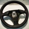 Volante BMW Série 3 E46 com capa de couro com costura vermelha