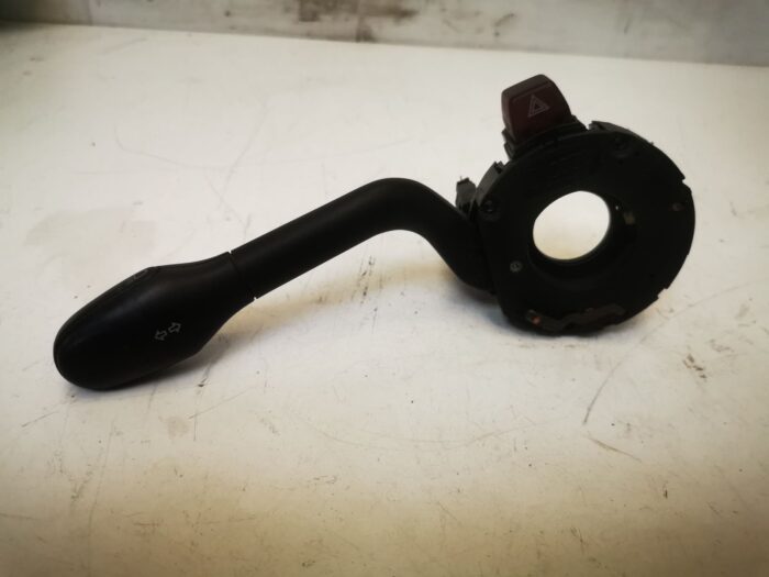 interruptor indicador de controle do volante com botão de emergência Assento Ibiza II 6K