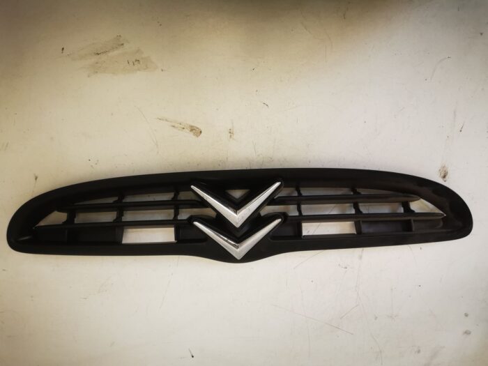 Rejilla calandra delantera Citroën Saxo 96-2001 negra