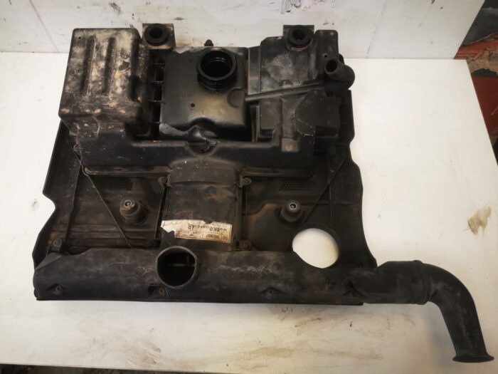 Cobertura do motor com filtro de ar Seat Ibiza II 6K