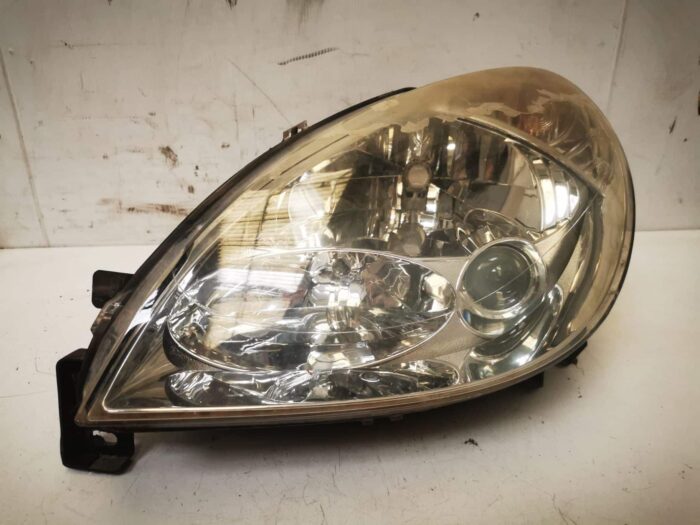 Faro delantero izquierdo con portalámparas Citroën Xsara N1