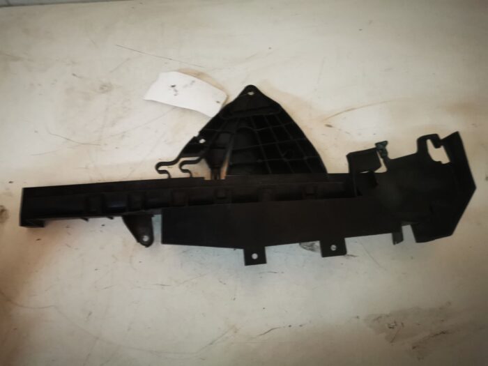 Suporte da porta dianteira esquerda Ford Focus CMax