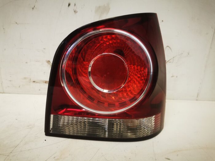 luz traseira direita Volkswagen Polo IV