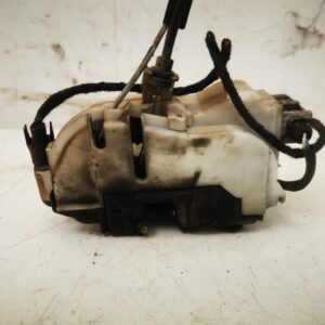 Fecho dianteiro esquerdo Seat Ibiza II 6K Córdoba Inca