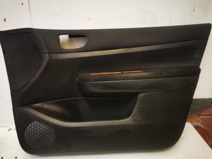 Painel da porta dianteira direita Peugeot 307 2003-2007