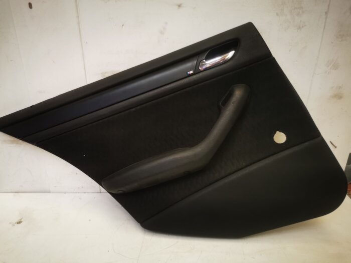 Painel da porta traseira esquerda BMW série 3 E46