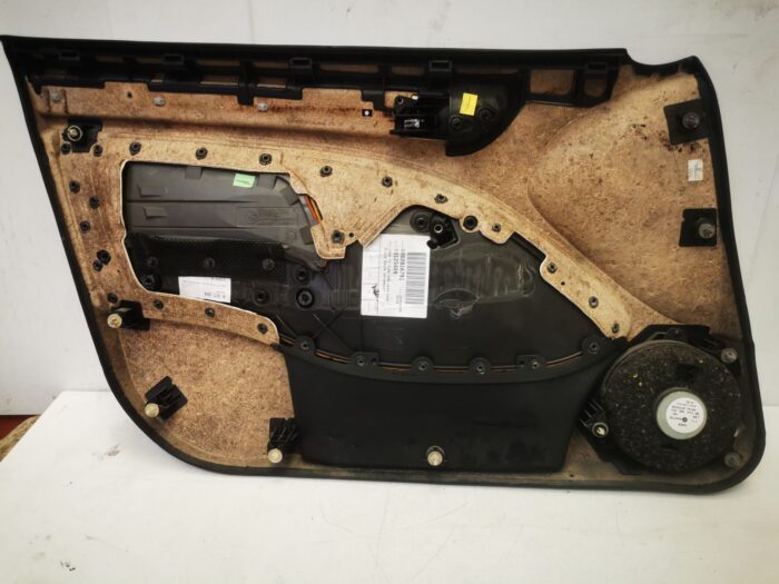 Painel da porta traseira direita BMW série 3 E46 sem altifalante