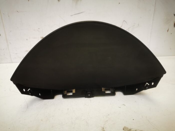 Acabamento superior do painel de instrumentos do Seat Altea 5P