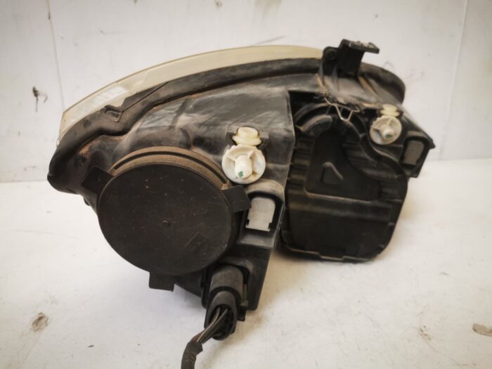 Lanterna farol esquerdo Seat Altea 5P com casquilho 2005