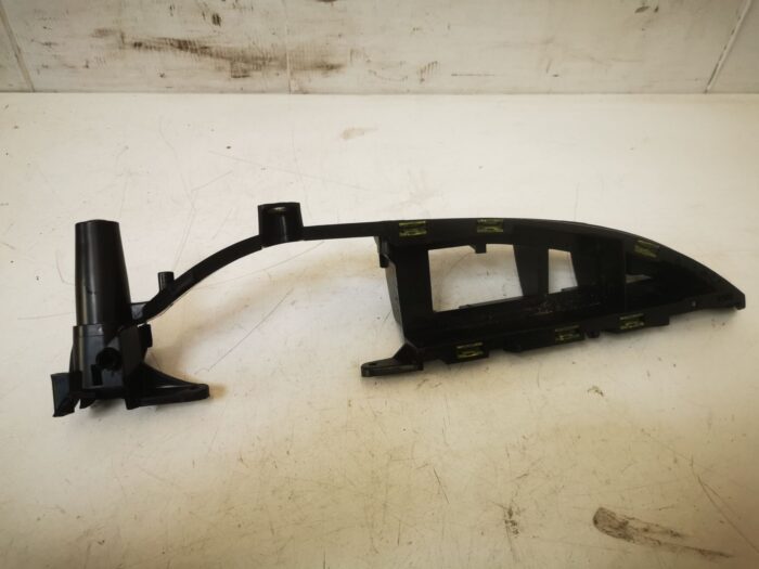 Seat Altea 5P guarnição de suporte do painel frontal esquerdo