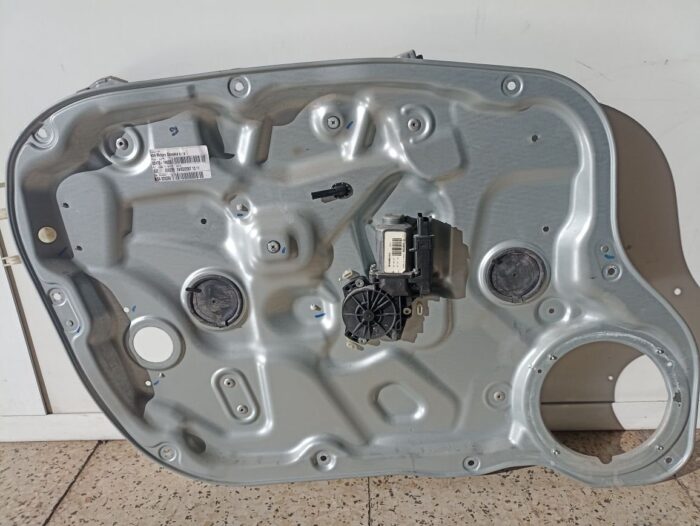 Regulador elétrico de vidro dianteiro esquerdo Kia Ceed 2007 5 portas
