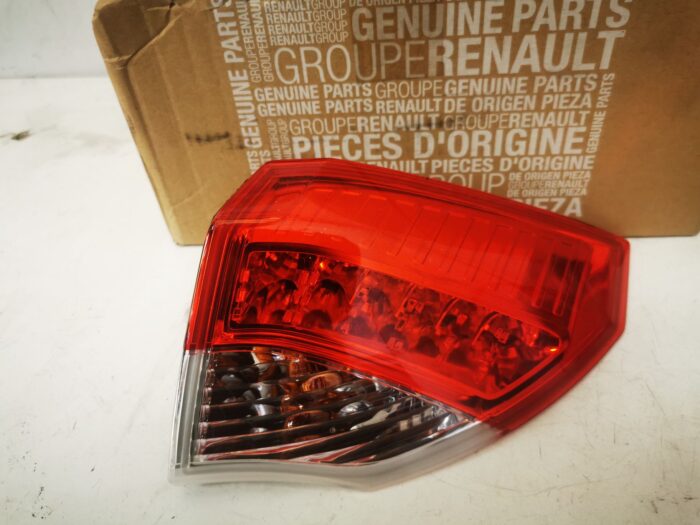 Luz traseira direita Renault Laguna III
