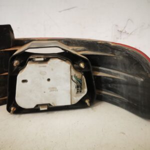 Luz traseira externa esquerda Honda Accord 96 com porta-lâmpada