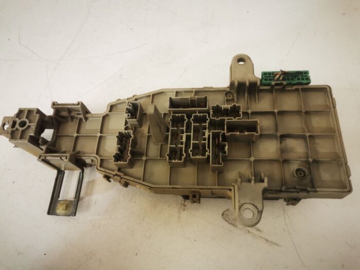 Caixa de fusíveis com módulo de controle da carroceria Honda Accord 96