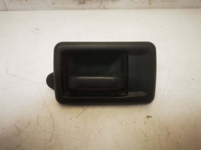 Bem dentro do ponto Peugeot 106 1997