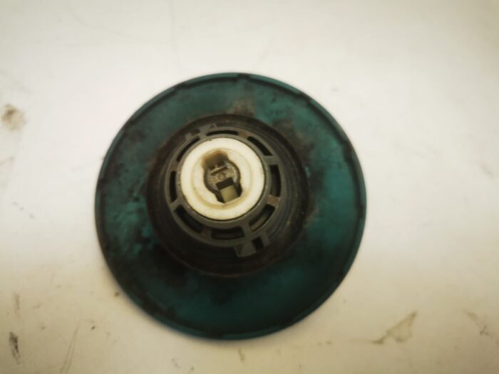 Tapa combustible Peugeot 106 1997 con llave