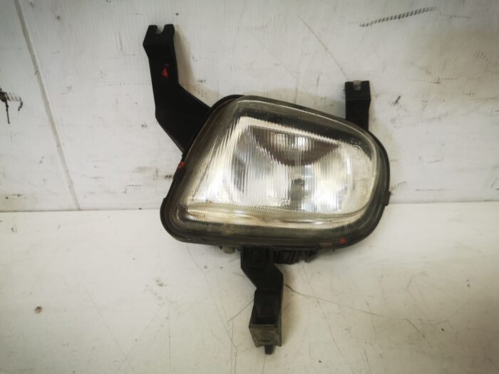 Farol de neblina dianteiro esquerdo Peugeot 306 1997 com porta-lâmpadas