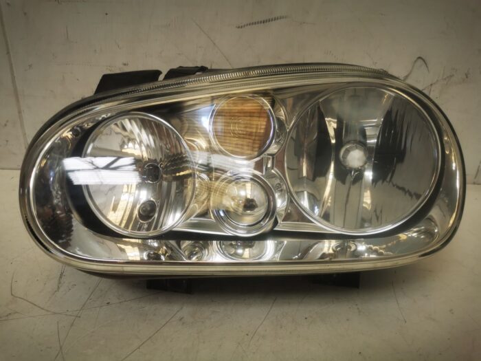 Faro delantero izquierdo Volkswagen Golf IV 1997