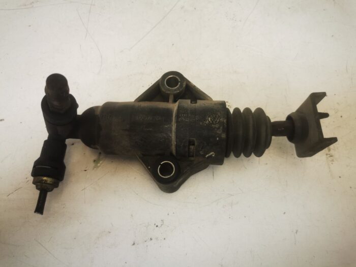 Cilindro da embreagem Volkswagen Golf IV / Seat Leon (1M) 1997