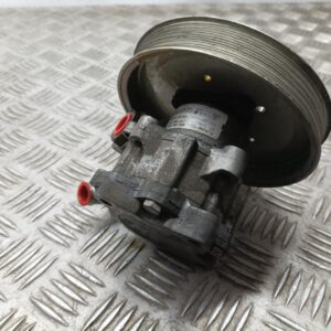 Bomba Direccion Audi A6 gasolina 2006