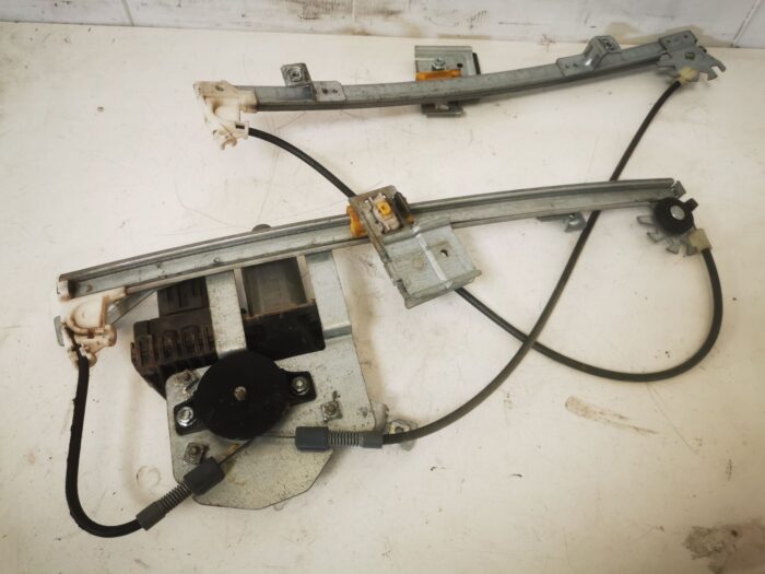Sistema de vidro dianteiro esquerdo Ford Mondeo III 2003 com motor