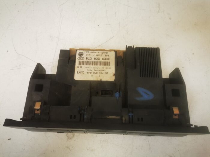 Mando climatizador Audi A3 8L 2000