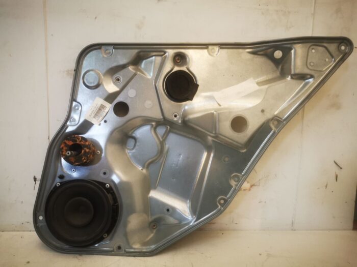 Elevalunas trasero derecho Seat Ibiza III 6L Córdoba 6L