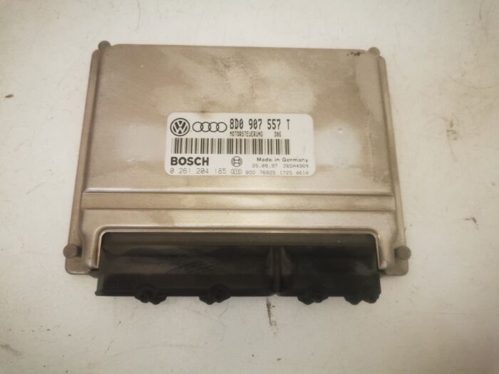 Centralita ECU motor Audi A4 8D