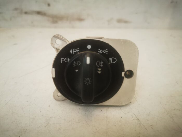 Interruptor luces Ford Mondeo II 1999