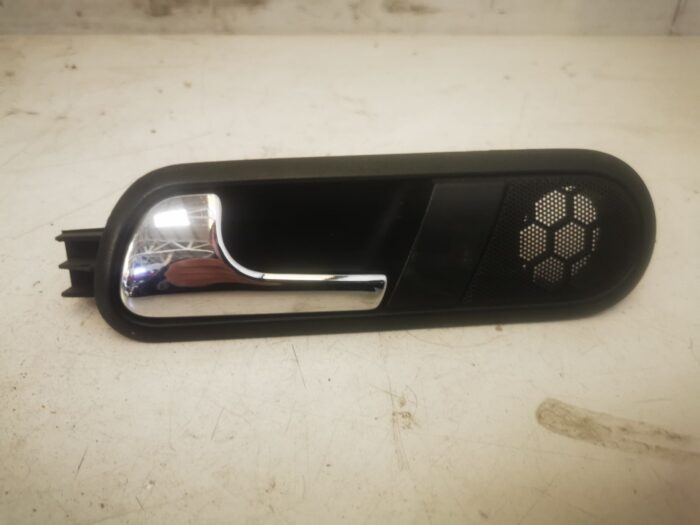 Maneta interior trasera izquierda Seat Ibiza III 6L